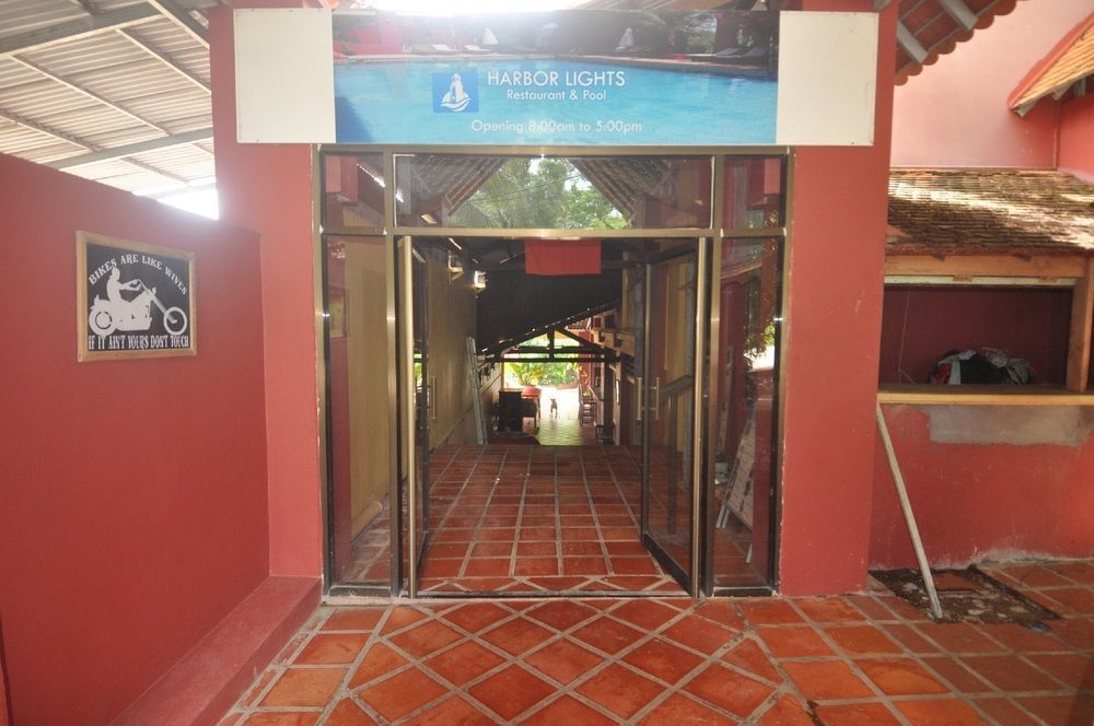 The Harbor Lights Palace Sihanoukville Extérieur photo