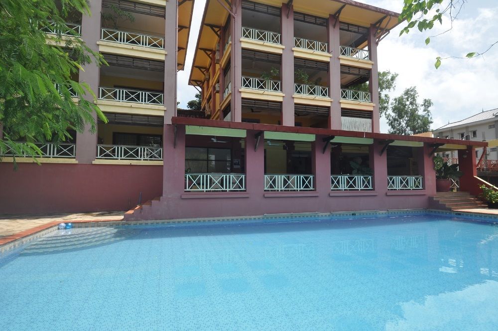 The Harbor Lights Palace Sihanoukville Extérieur photo